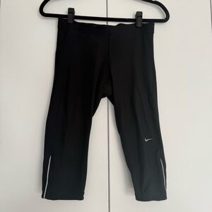 Make an offer! Nike cropped running yoga leggings size medium